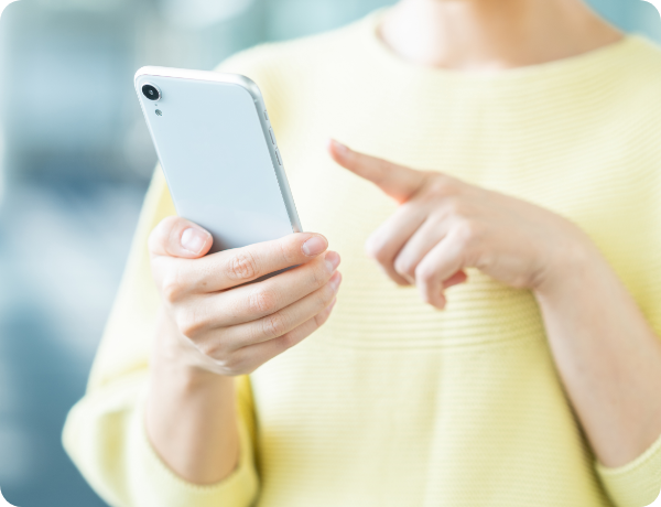 Clinisアプリより確定日時にて予約申請